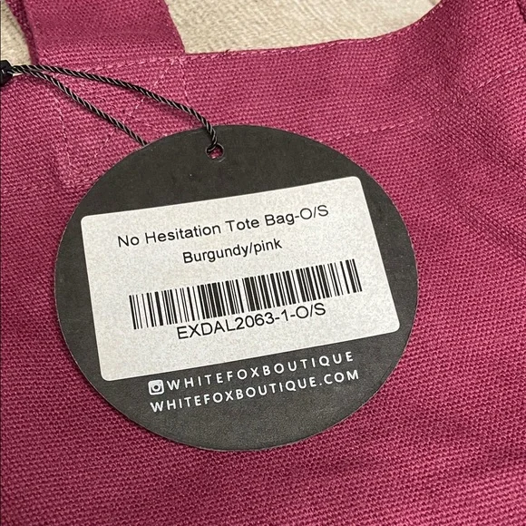 White Fox Pink Shorts and Tote Set - Picture 3 of 7